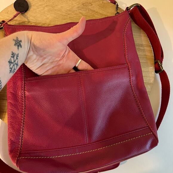 The Sak Lucia Pink Genuine Leather Medium Crossbody Bag - Picture 6 of 13